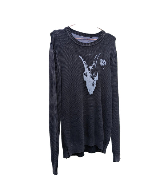 Leif : UPCYCLED - SWEATER (skull)