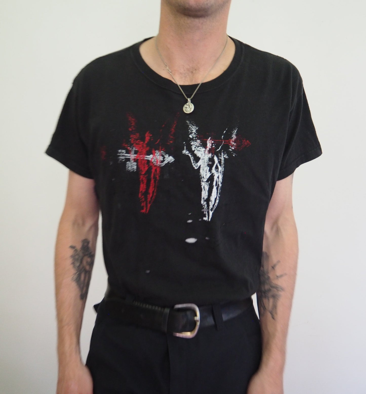 1 : 1 UPCYCLED T : BLK