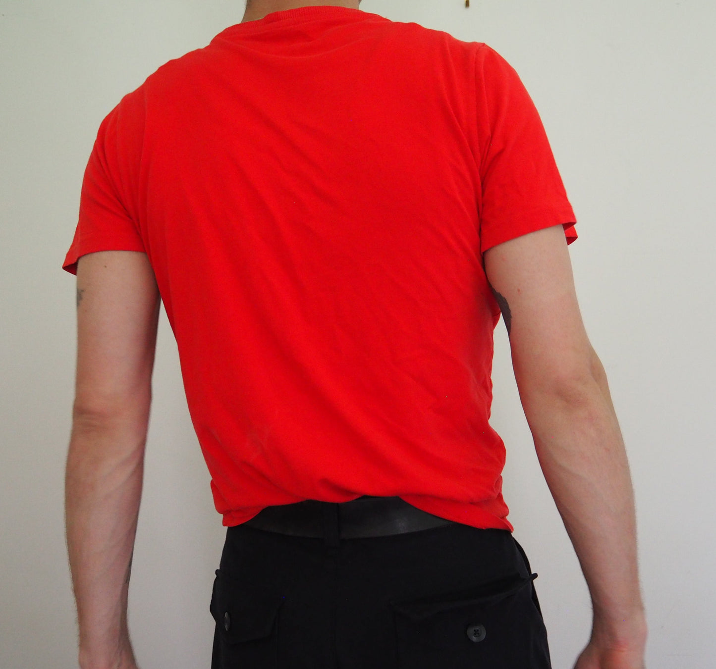 1 : 1 UPCYCLED T : RED